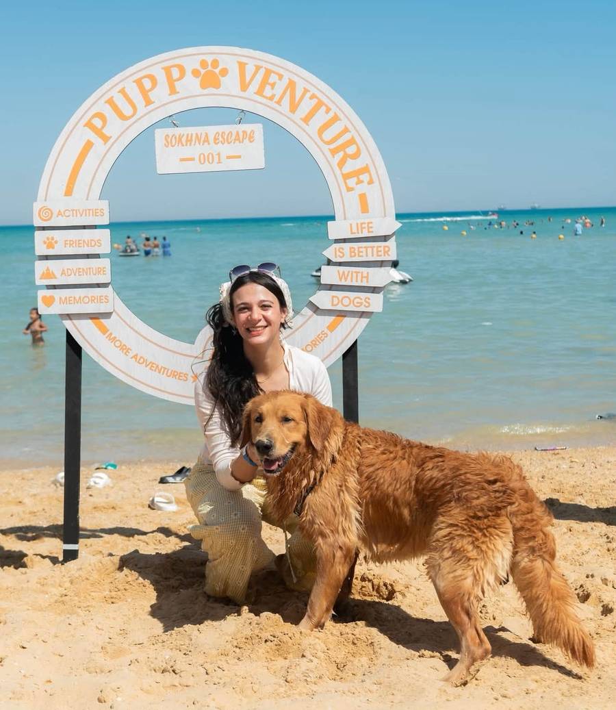 استاند فوتوبوث دائري بتصميم شاطئي لفعالية Sokhna Escape - Pupp Venture